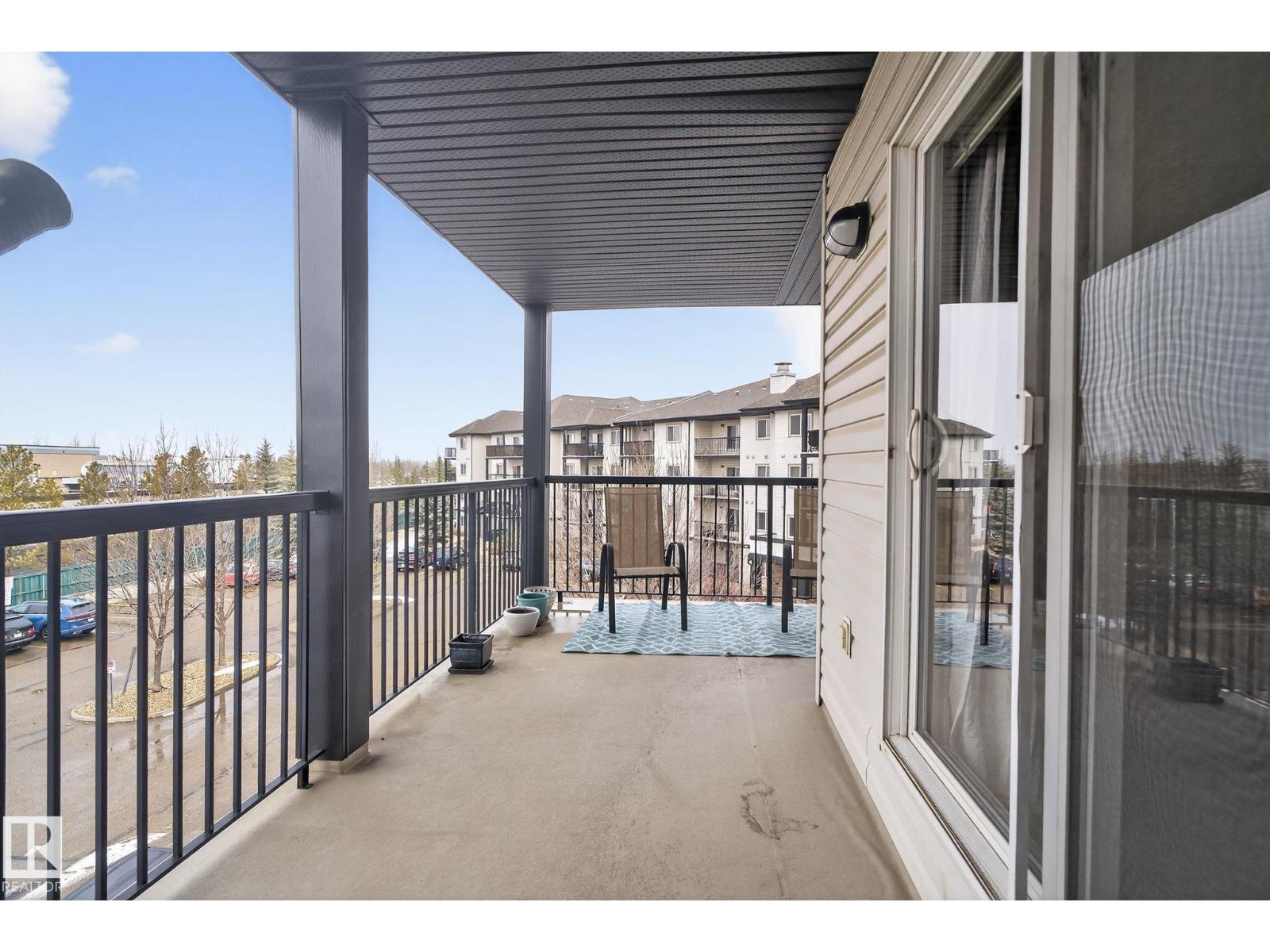 #423 2430 Guardian Rd Nw, Edmonton, Alberta