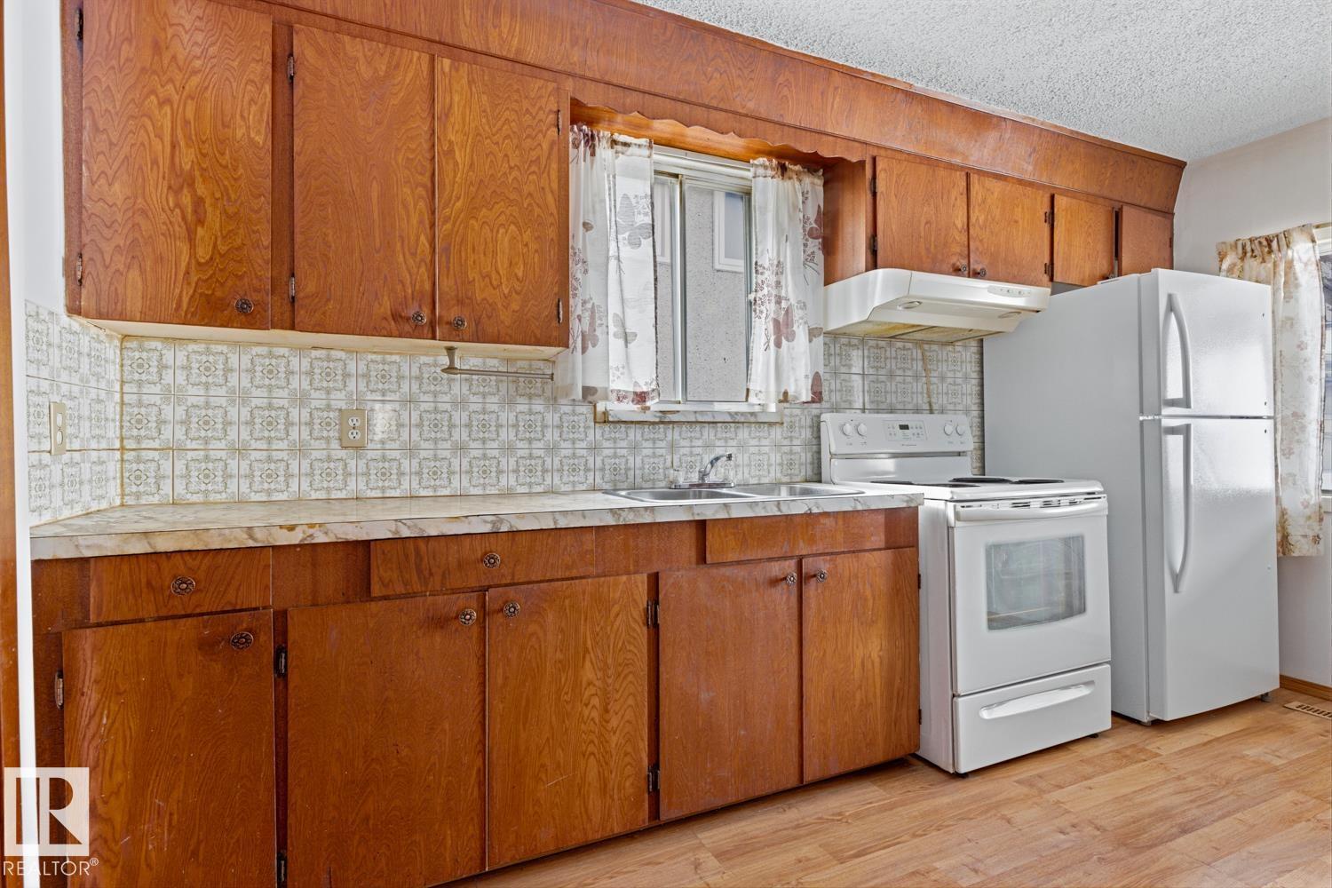 12134 96 St Nw, Edmonton, Alberta