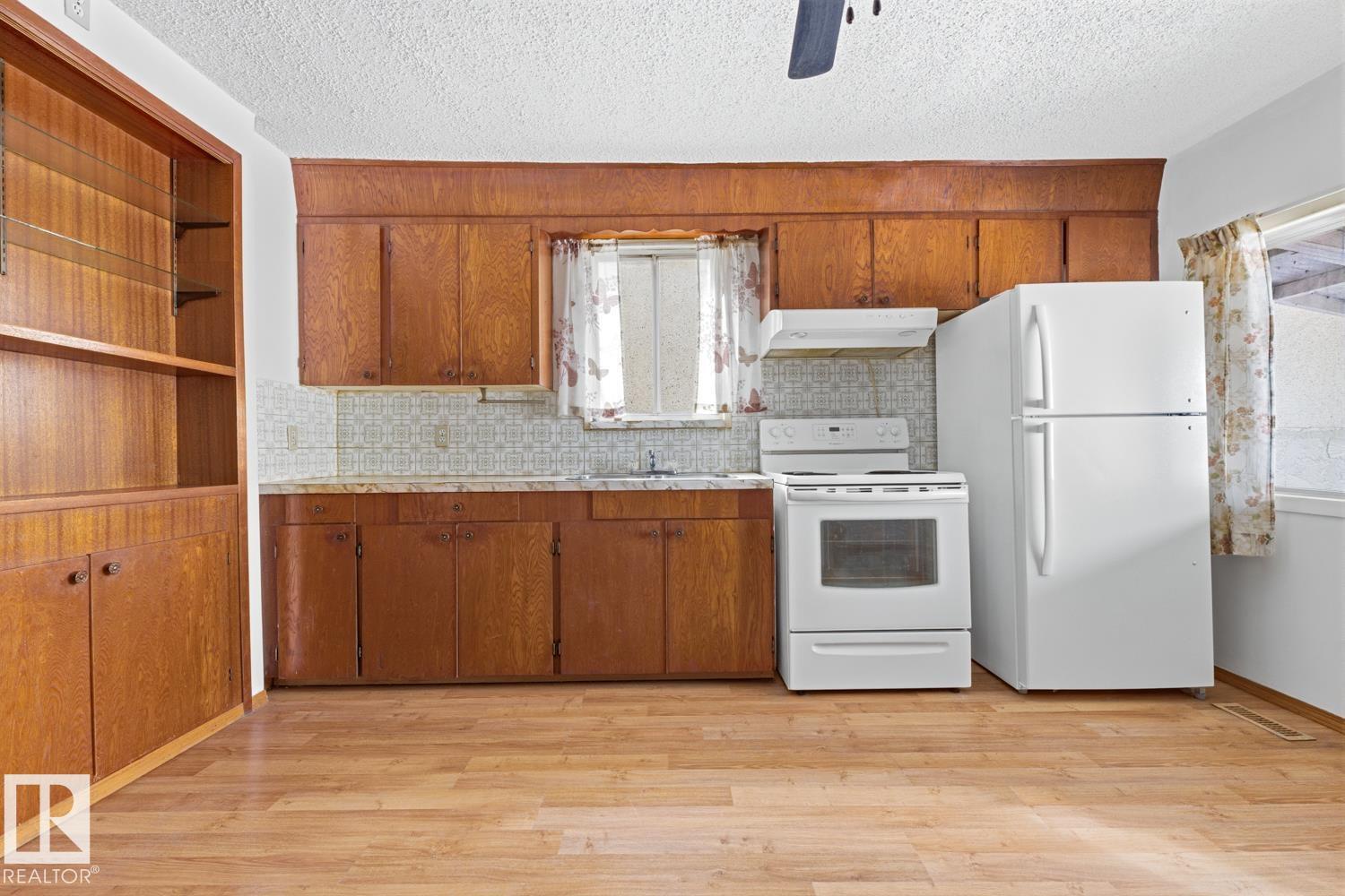 12134 96 St Nw, Edmonton, Alberta