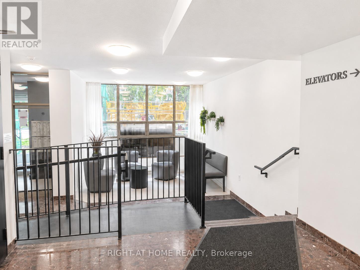 104 - 6 Village Green Boulevard, Hamilton (stoney Creek), Ontario
