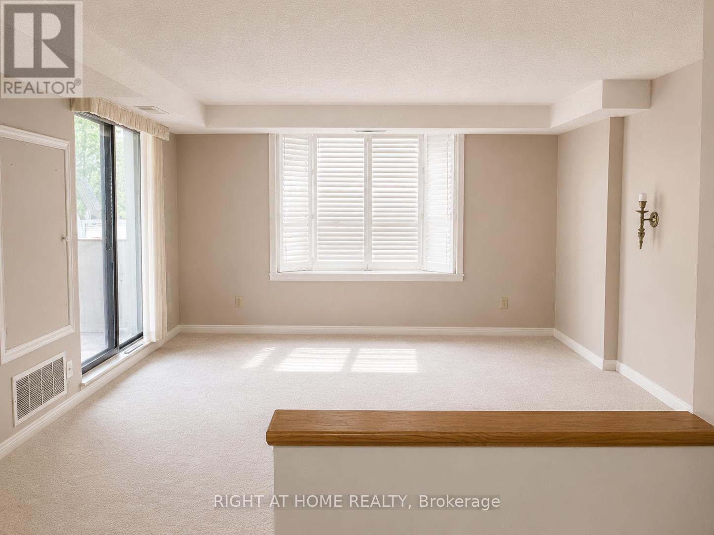 104 - 6 Village Green Boulevard, Hamilton (stoney Creek), Ontario