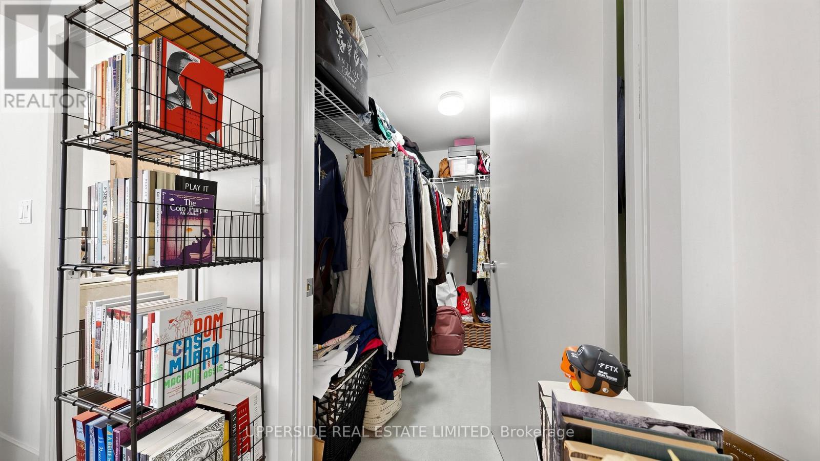 607 - 126 Simcoe Street, Toronto (waterfront Communities), Ontario