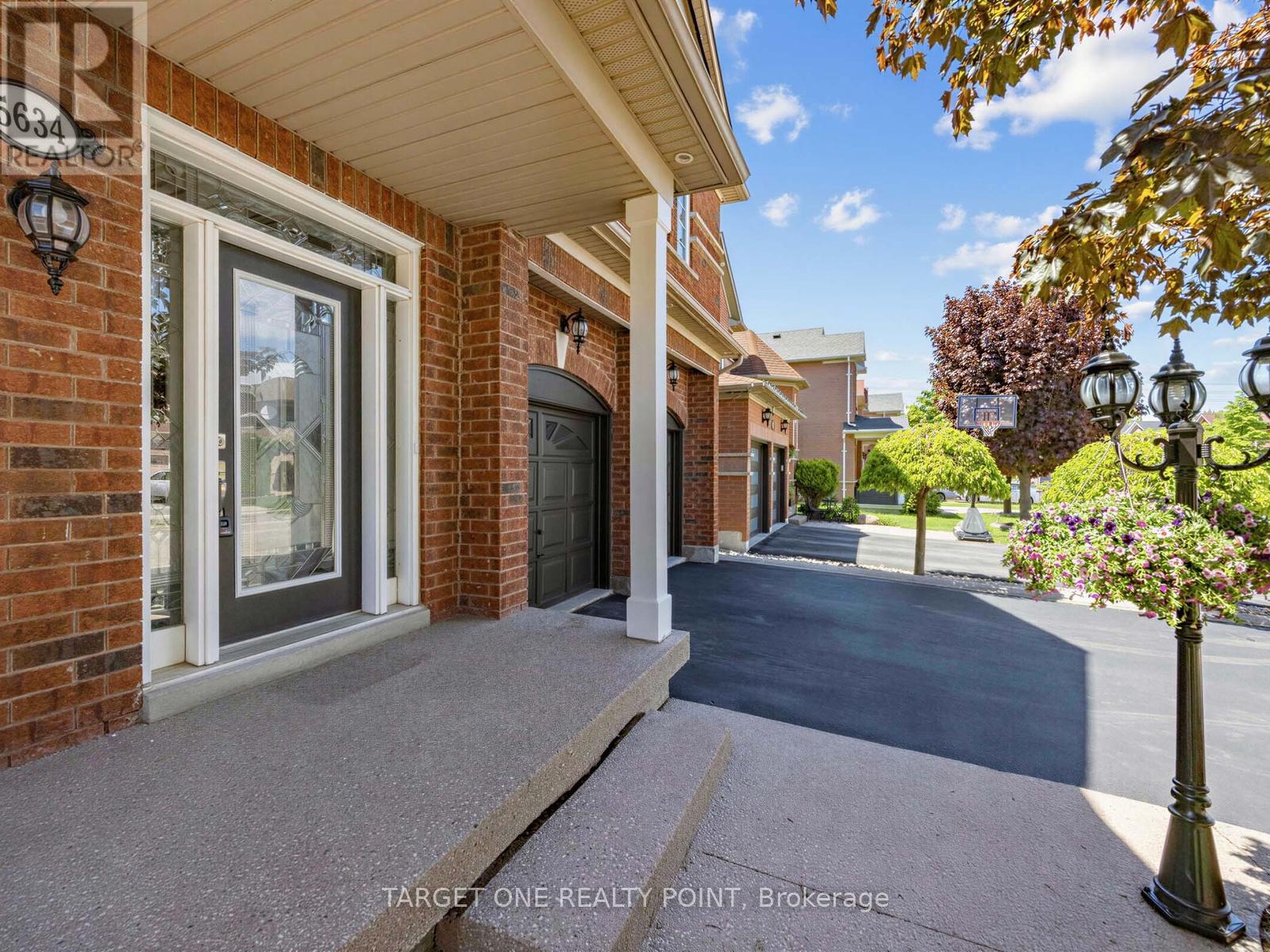 5634 Watersfield Avenue, Mississauga (churchill Meadows), Ontario