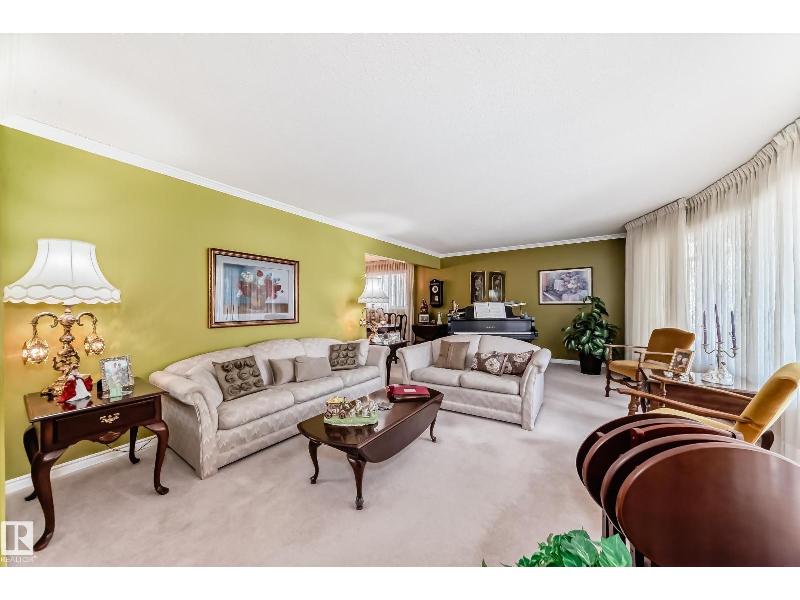 17707 84 Av Nw, Edmonton, Alberta
