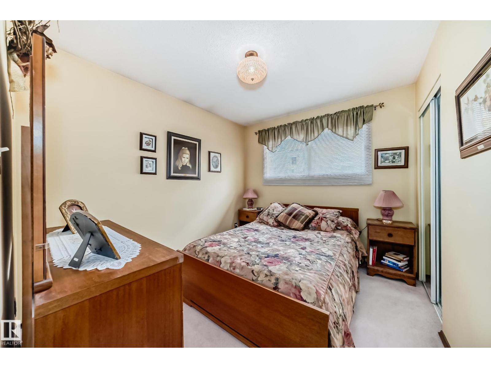 17707 84 Av Nw, Edmonton, Alberta
