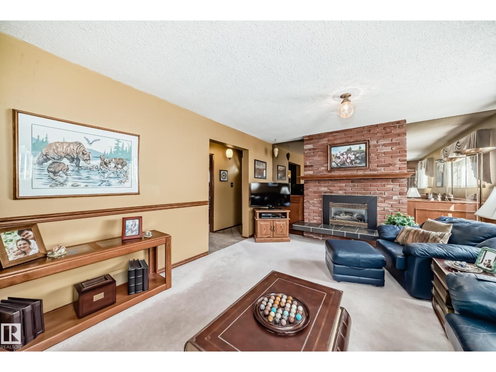 17707 84 Av Nw, Edmonton, Alberta
