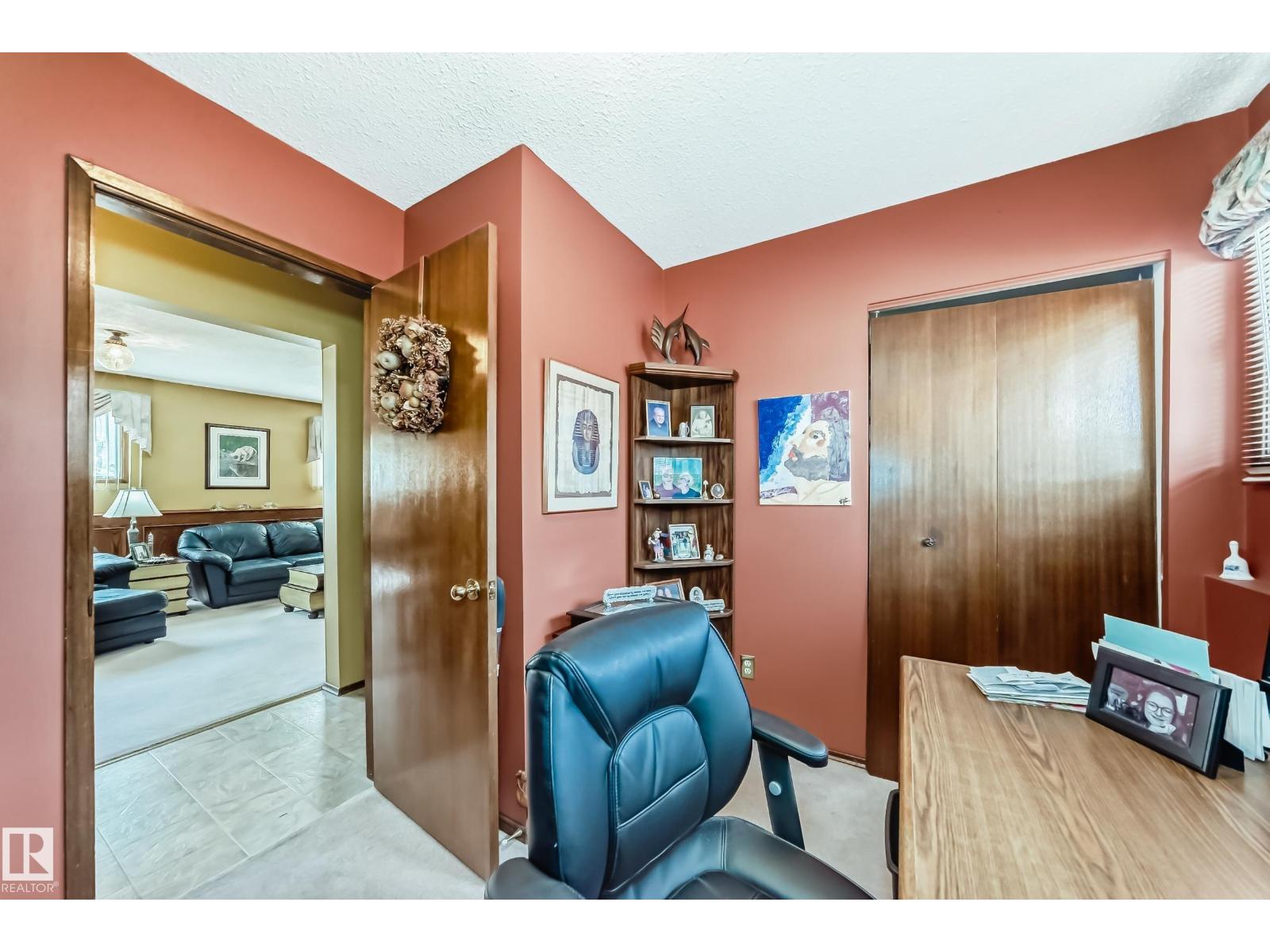 17707 84 Av Nw, Edmonton, Alberta