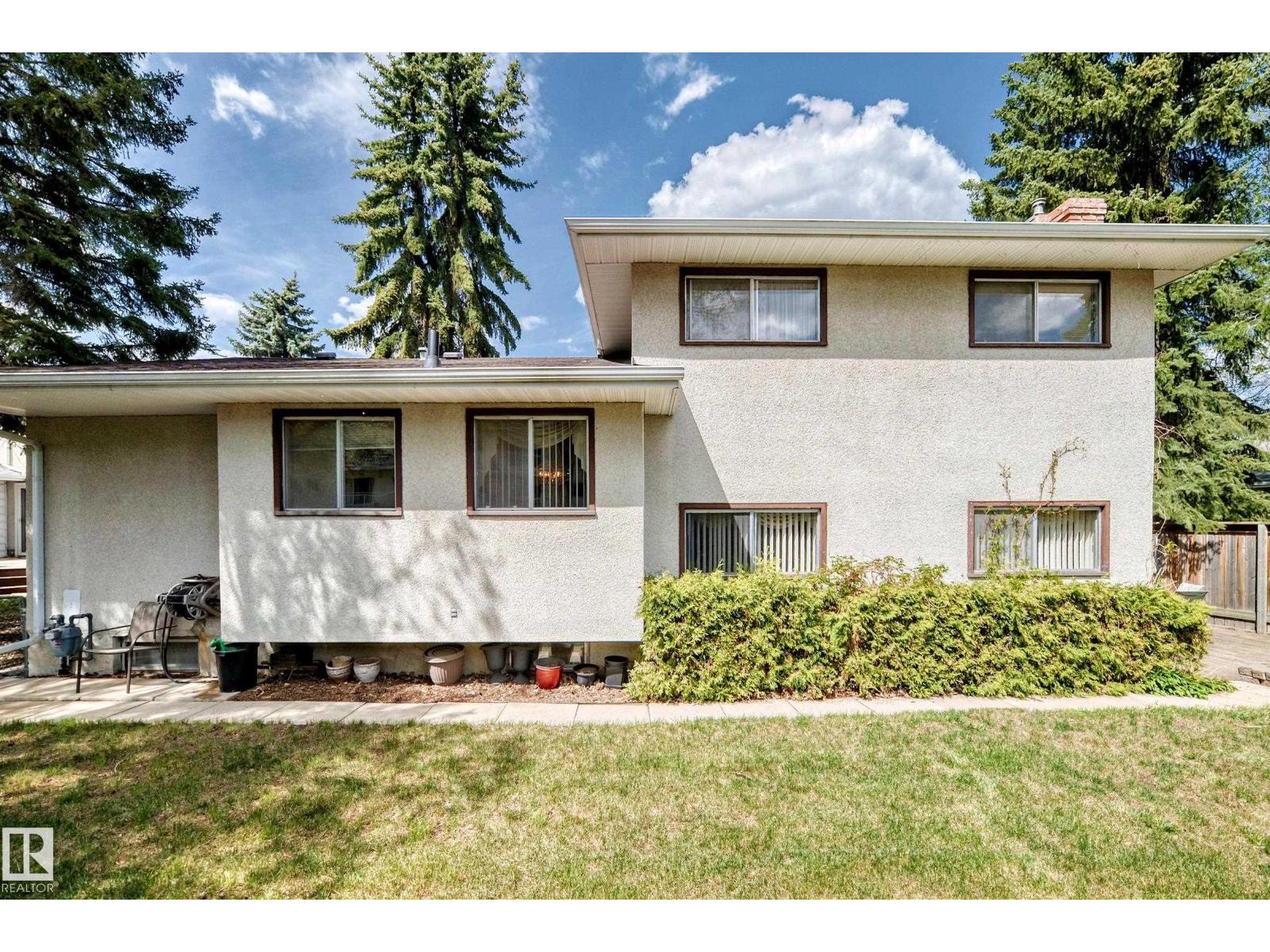 17707 84 Av Nw, Edmonton, Alberta