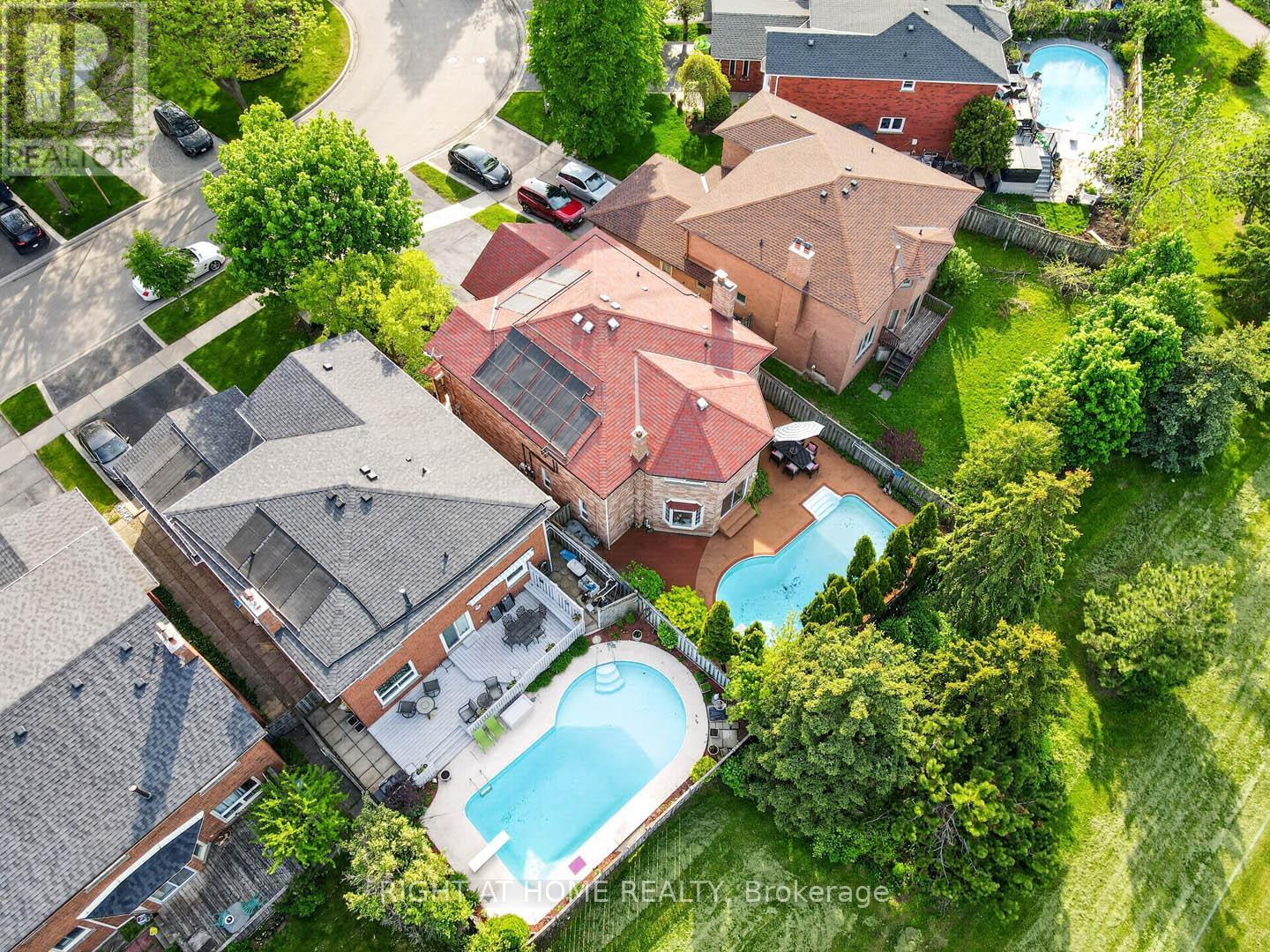 4629 Phoenix Park Crescent, Mississauga (central Erin Mills), Ontario
