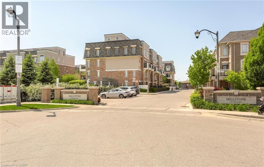 2441 Greenwich Drive Unit# 1, Oakville, Ontario