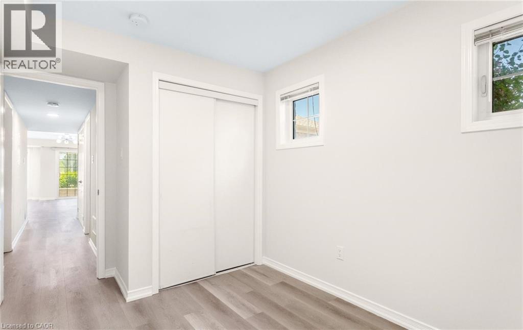 2441 Greenwich Drive Unit# 1, Oakville, Ontario