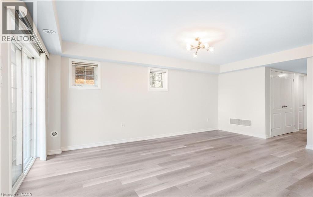 2441 Greenwich Drive Unit# 1, Oakville, Ontario