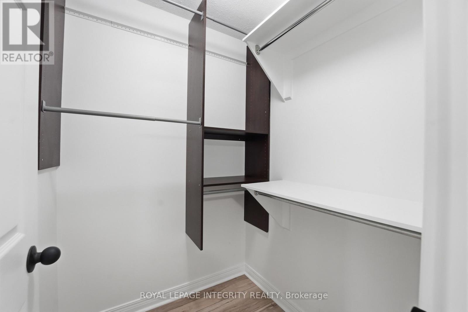 76 Hunterswood Crescent, Ottawa, Ontario