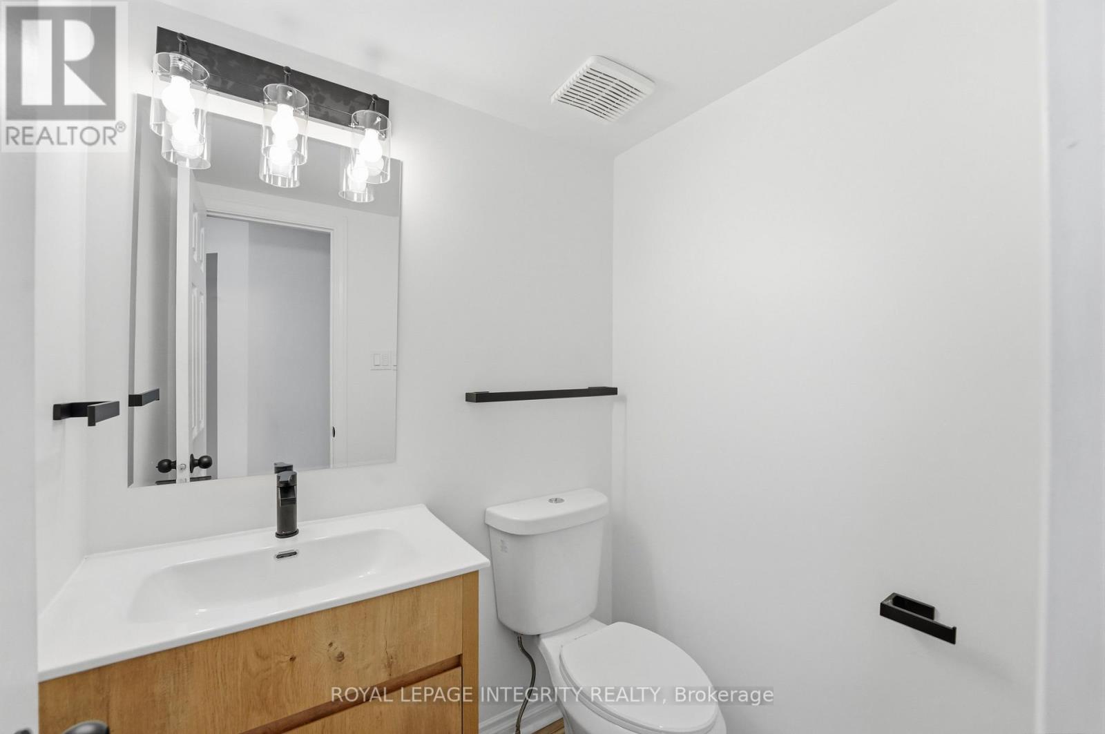 76 Hunterswood Crescent, Ottawa, Ontario