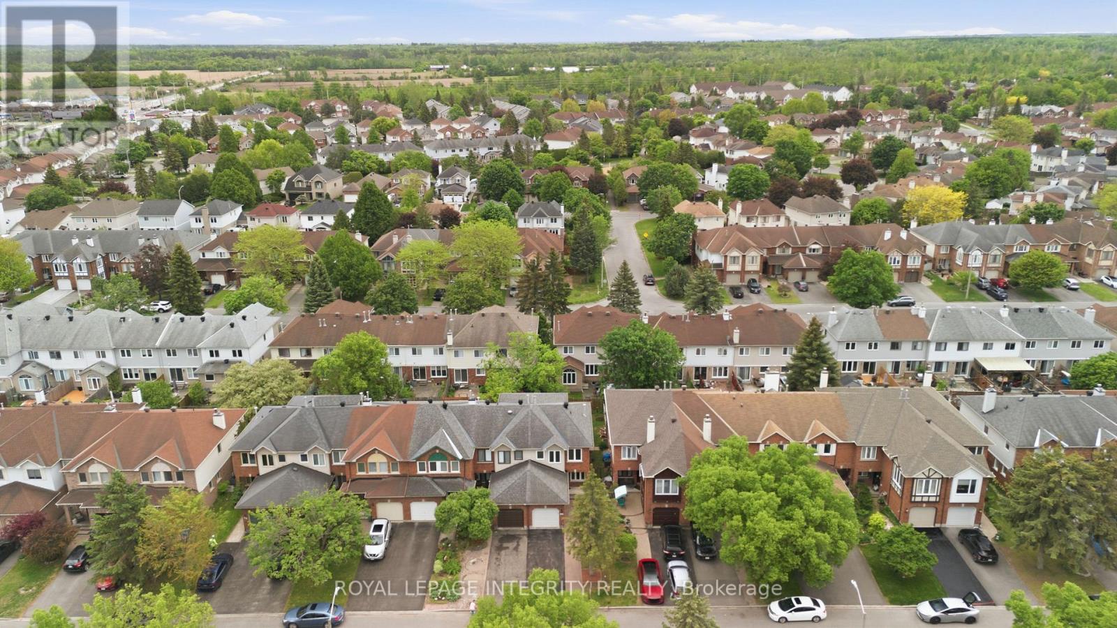 76 Hunterswood Crescent, Ottawa, Ontario