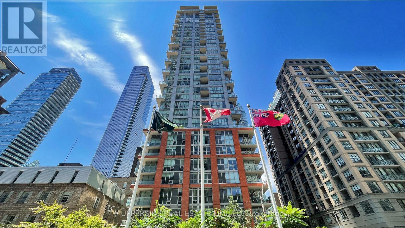 607 - 126 Simcoe Street, Toronto (waterfront Communities), Ontario