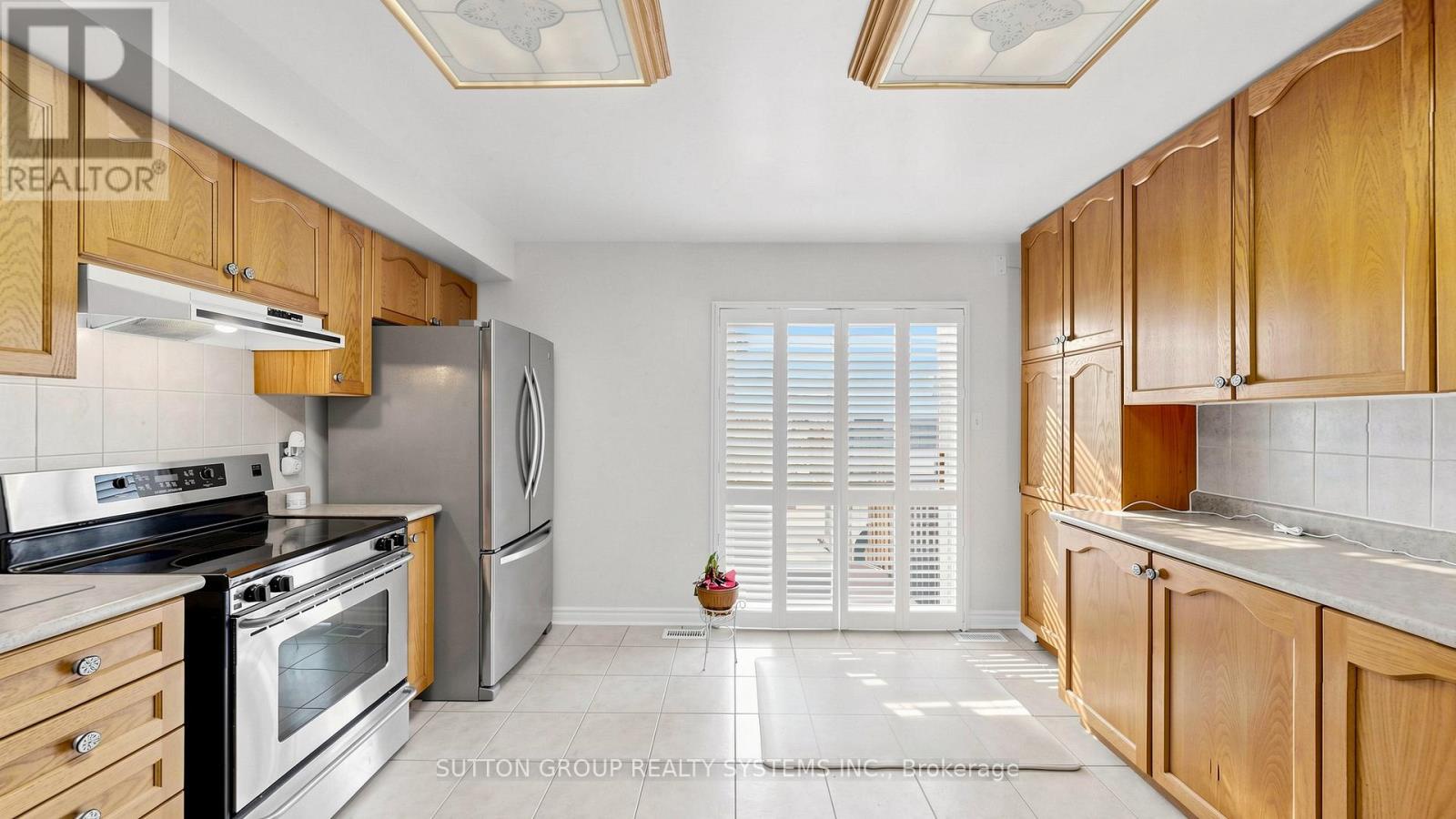2138 Eglinton Avenue W, Toronto (briar Hill-belgravia), Ontario