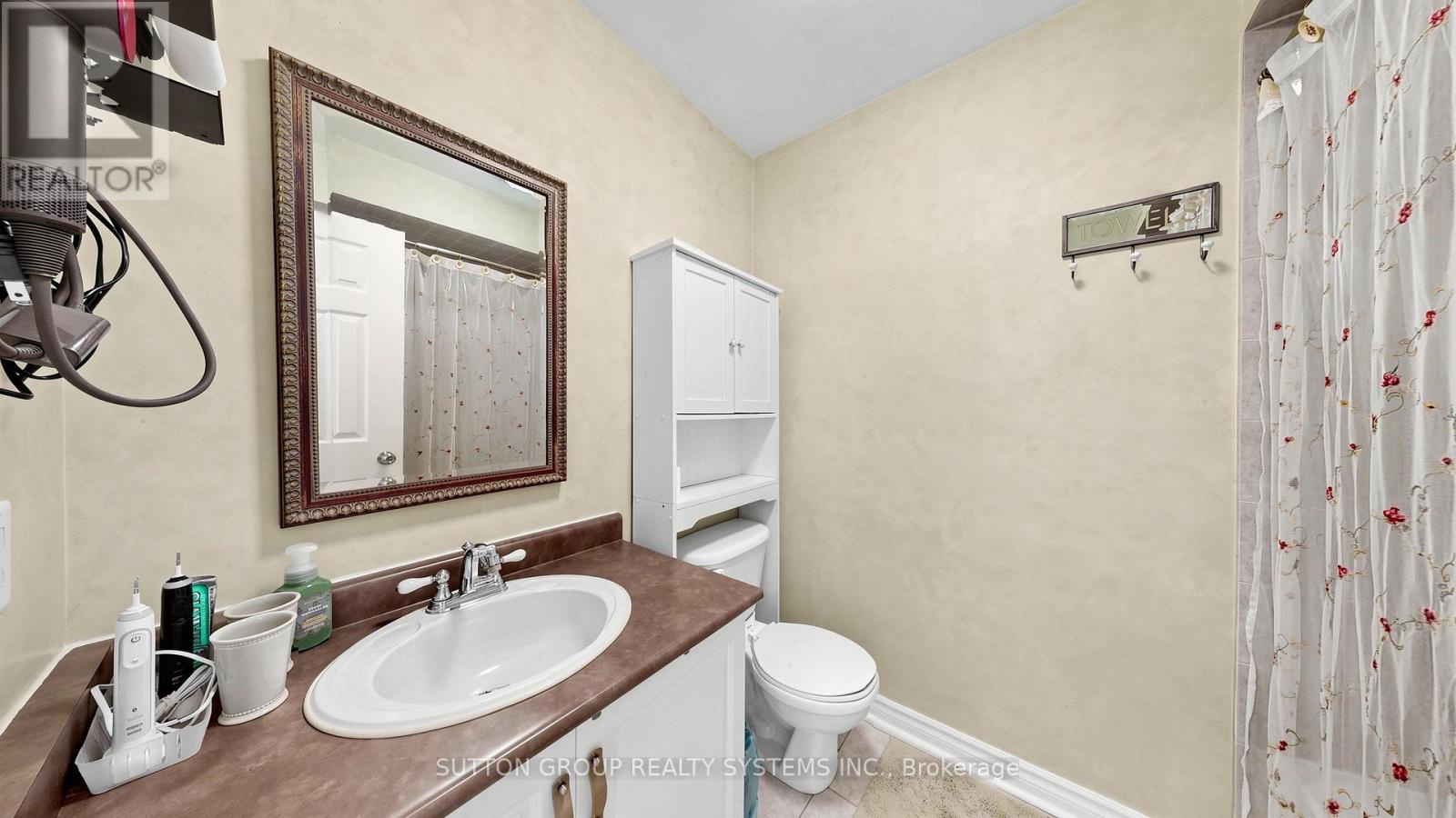 2138 Eglinton Avenue W, Toronto (briar Hill-belgravia), Ontario