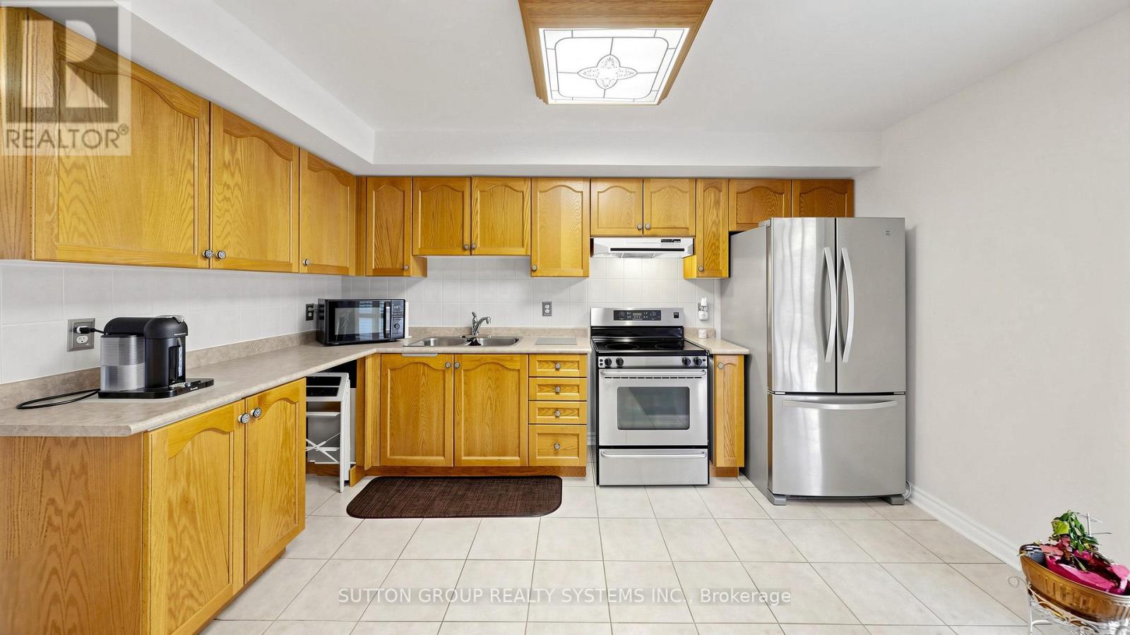 2138 Eglinton Avenue W, Toronto (briar Hill-belgravia), Ontario