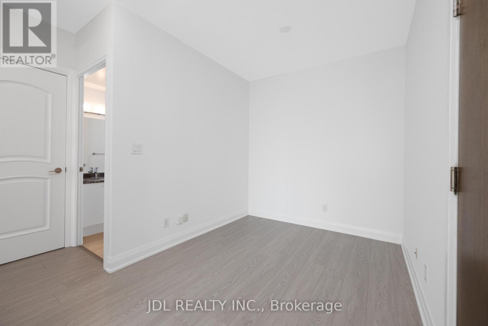 4006 - 16 Harbour Street, Toronto (waterfront Communities), Ontario