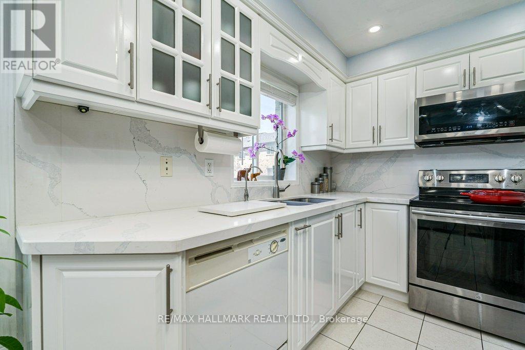 140 Conn Smythe Drive, Toronto (scarborough Village), Ontario