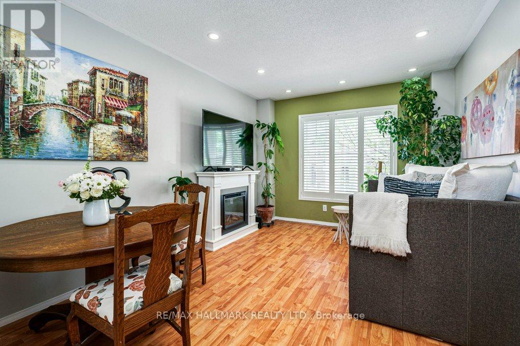 140 Conn Smythe Drive, Toronto (scarborough Village), Ontario