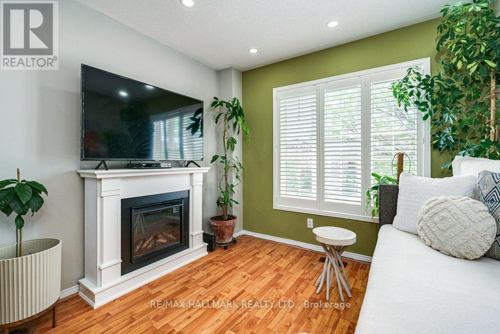 140 Conn Smythe Drive, Toronto (scarborough Village), Ontario