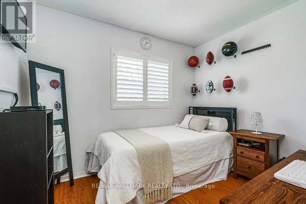 140 Conn Smythe Drive, Toronto (scarborough Village), Ontario