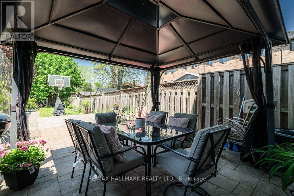 140 Conn Smythe Drive, Toronto (scarborough Village), Ontario