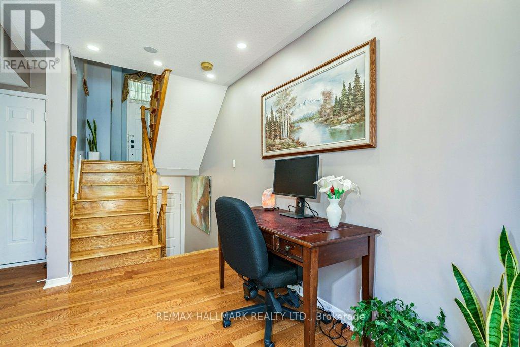 140 Conn Smythe Drive, Toronto (scarborough Village), Ontario