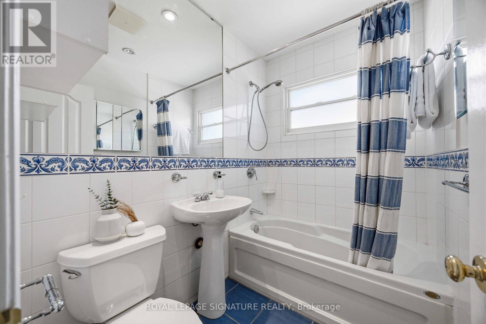 37 Ivorwood Crescent, Toronto (wexford-maryvale), Ontario