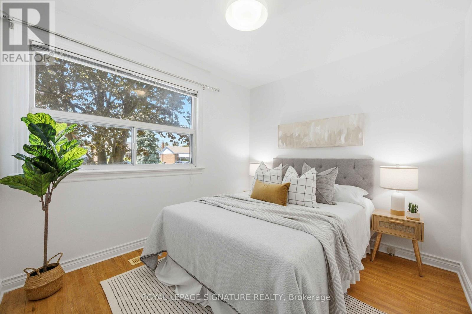 37 Ivorwood Crescent, Toronto (wexford-maryvale), Ontario