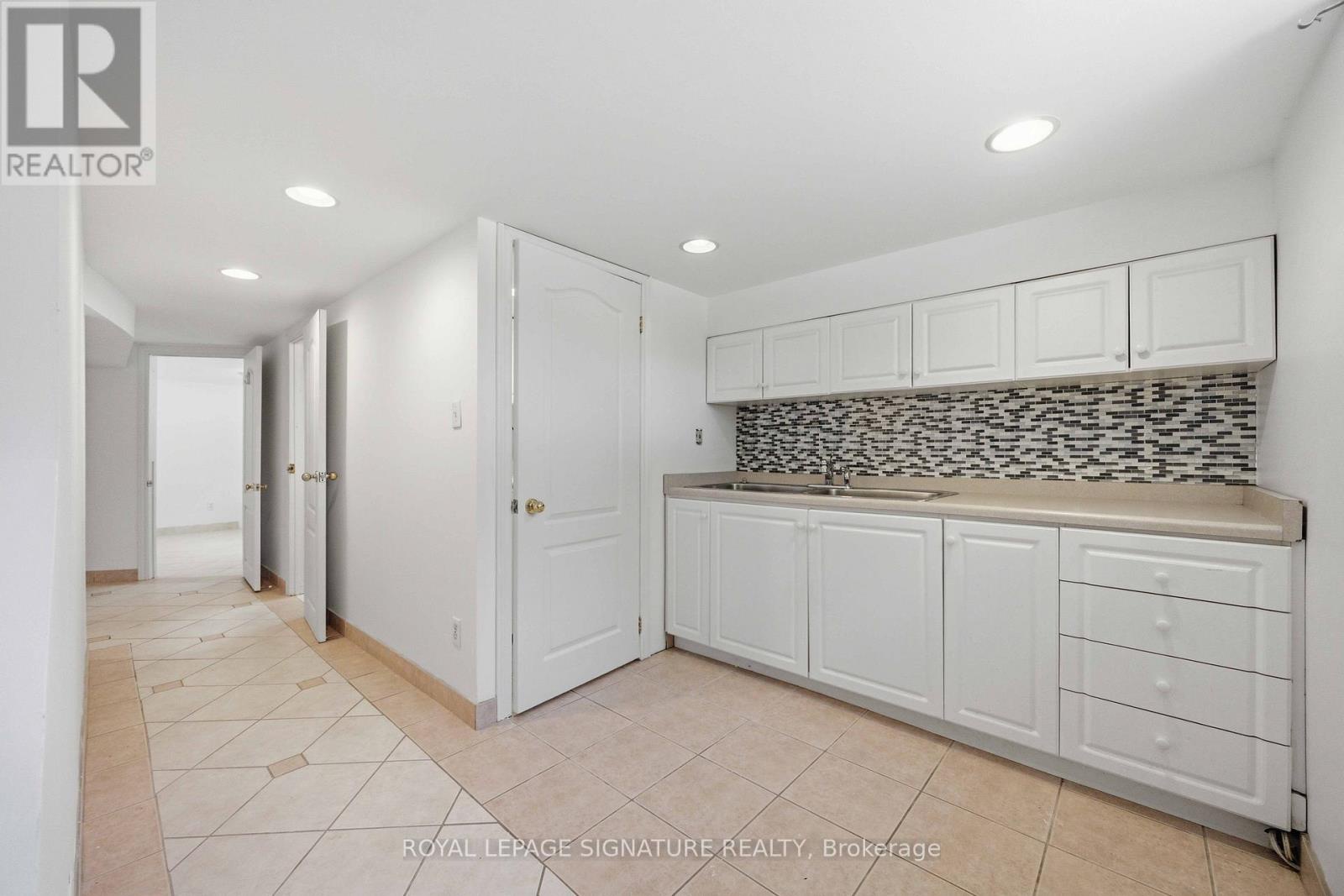 37 Ivorwood Crescent, Toronto (wexford-maryvale), Ontario
