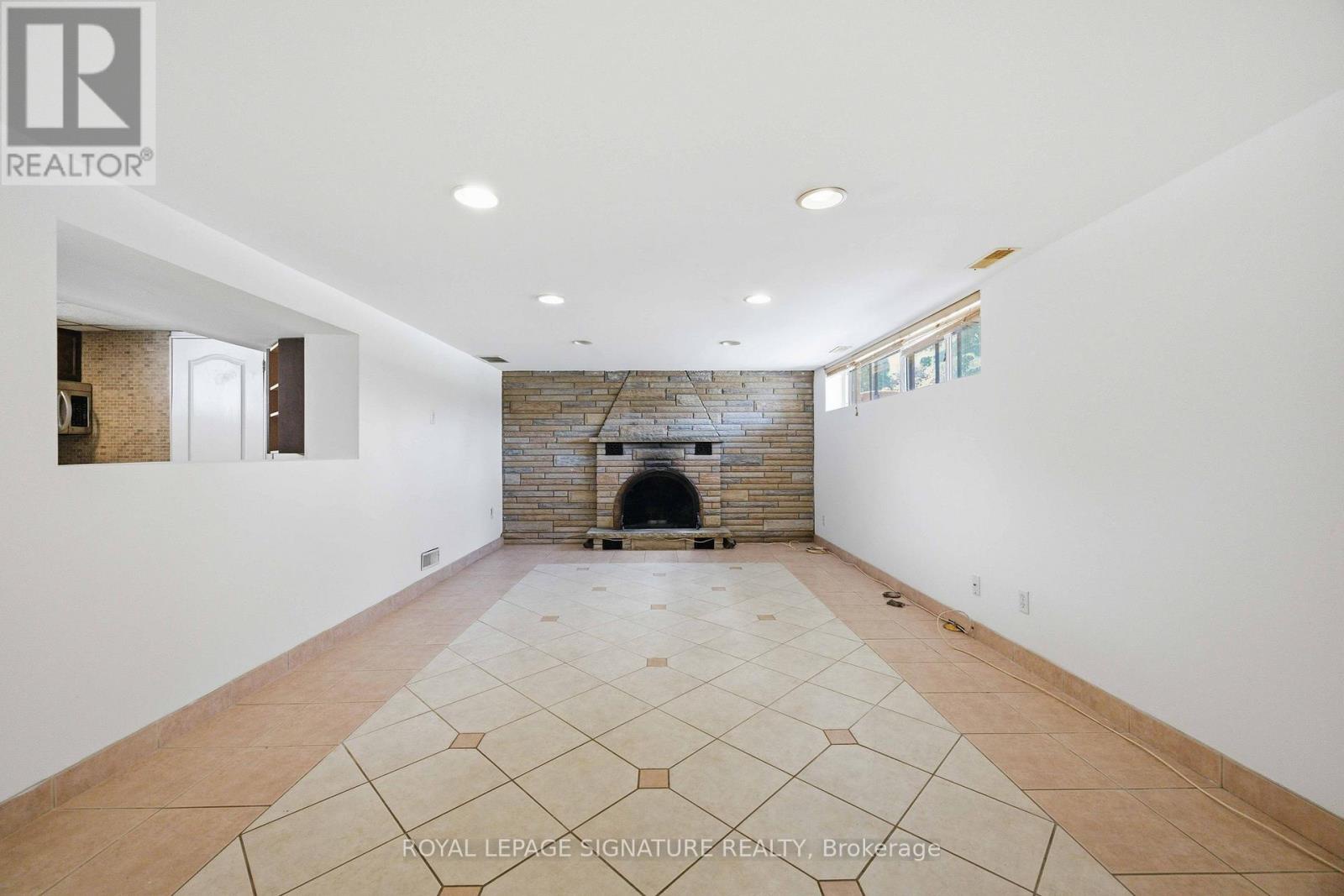 37 Ivorwood Crescent, Toronto (wexford-maryvale), Ontario