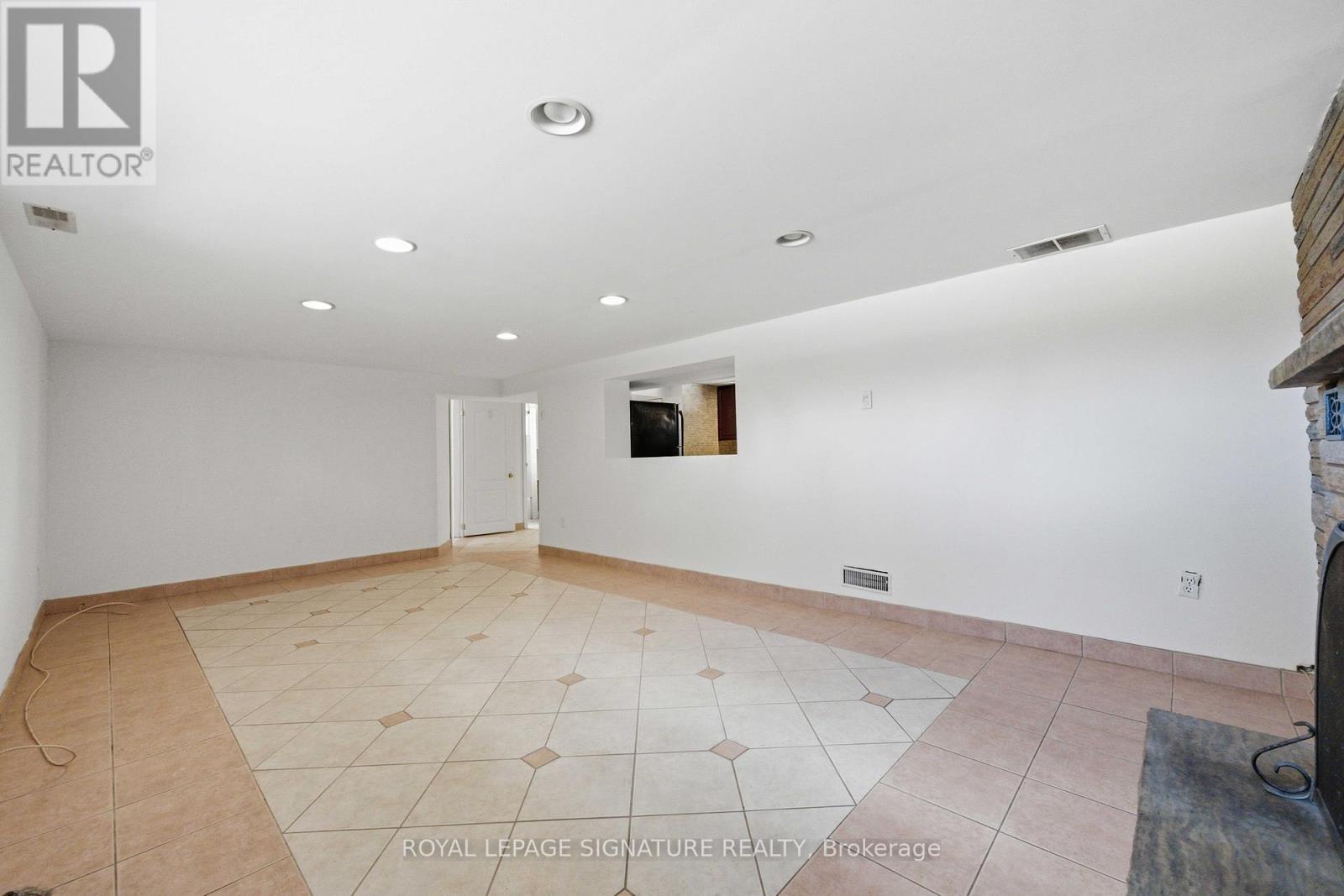 37 Ivorwood Crescent, Toronto (wexford-maryvale), Ontario