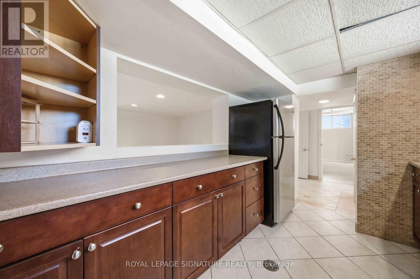 37 Ivorwood Crescent, Toronto (wexford-maryvale), Ontario