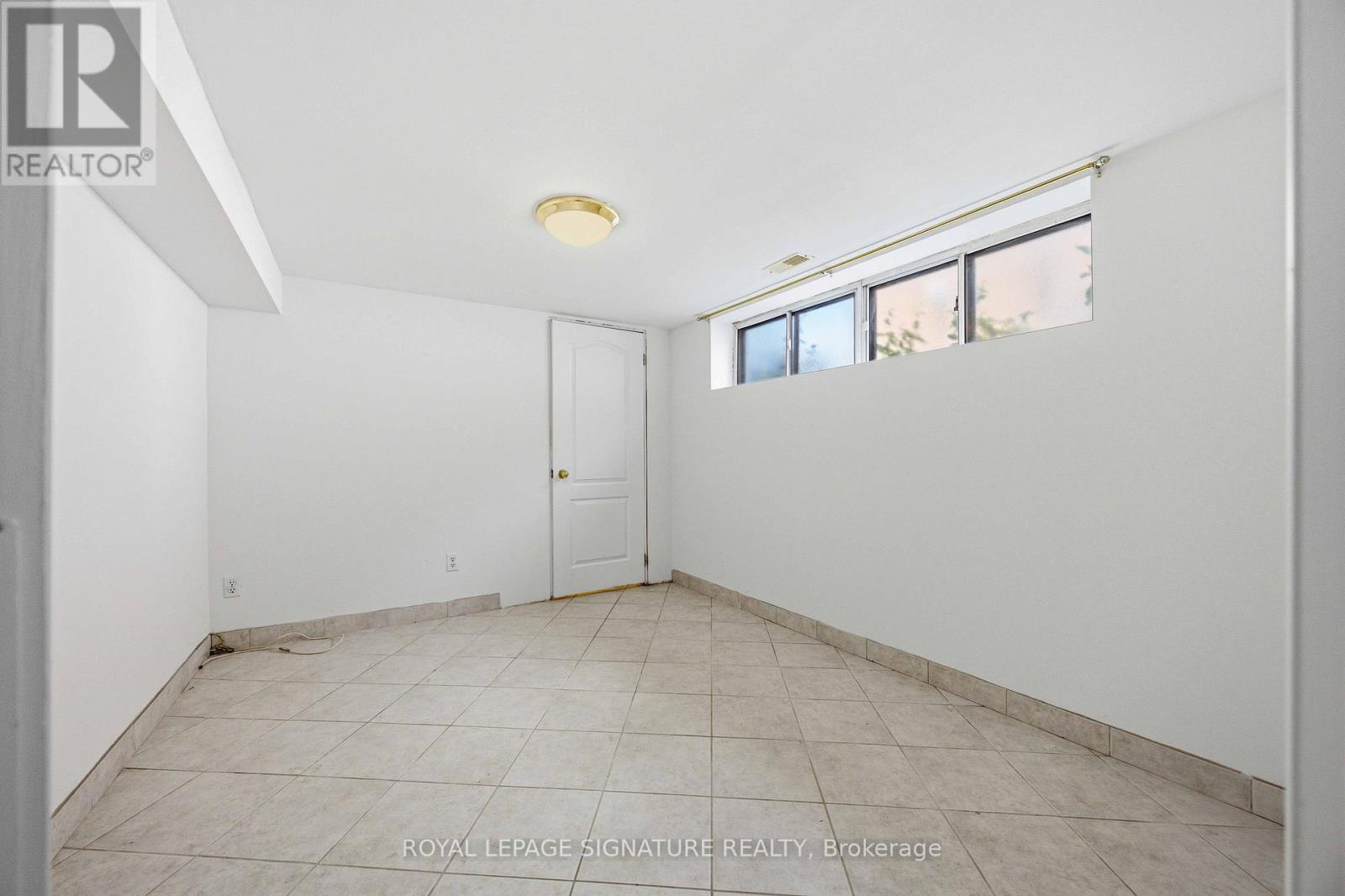 37 Ivorwood Crescent, Toronto (wexford-maryvale), Ontario