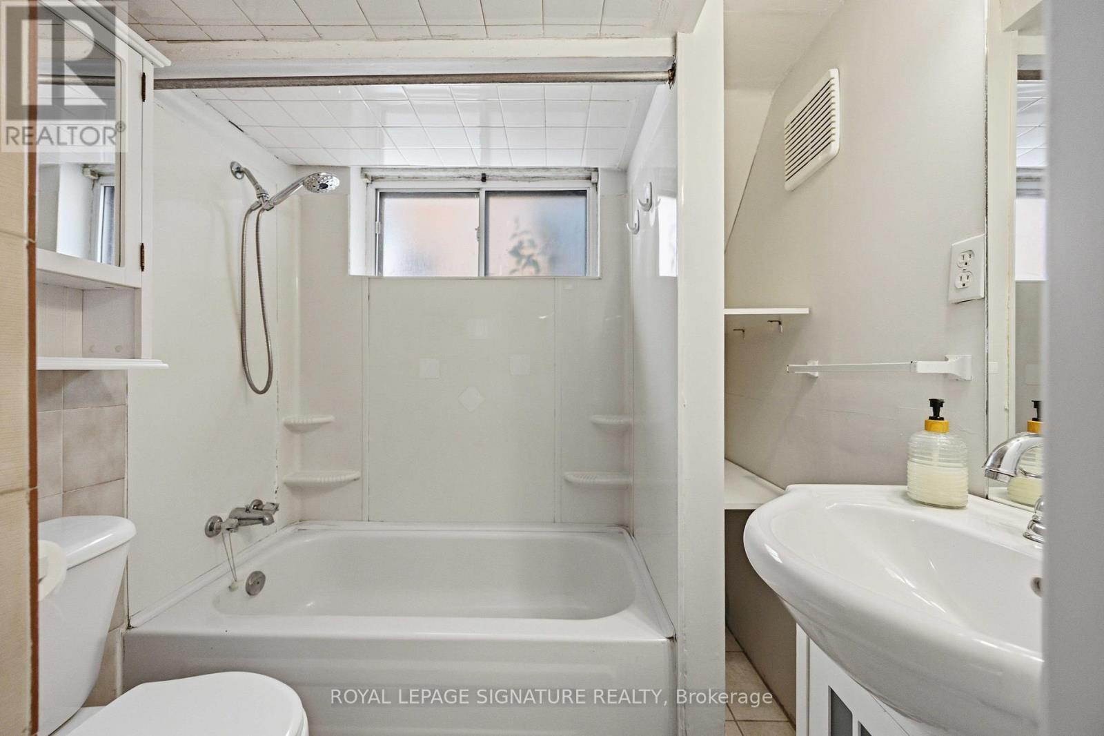 37 Ivorwood Crescent, Toronto (wexford-maryvale), Ontario