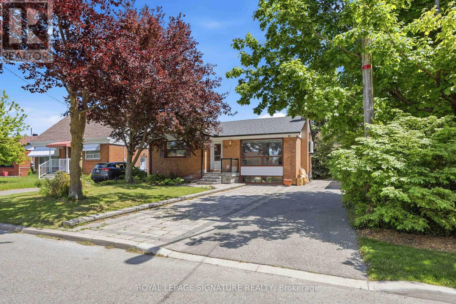 37 Ivorwood Crescent, Toronto (wexford-maryvale), Ontario