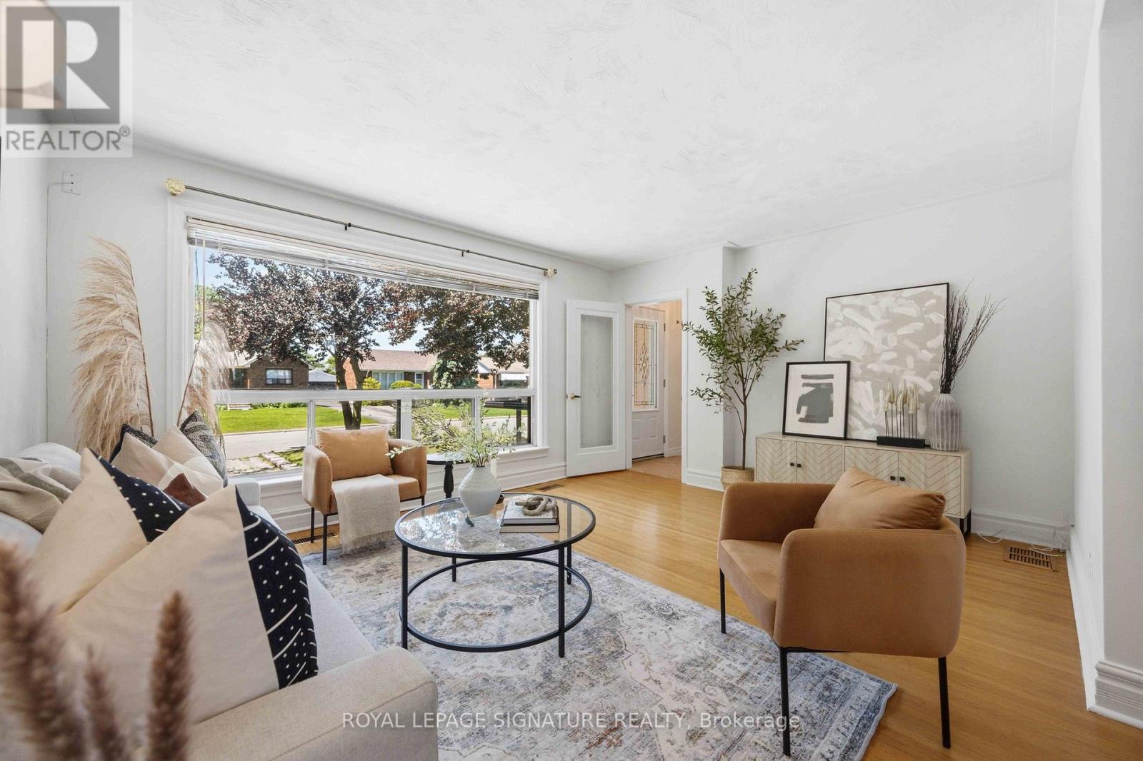 37 Ivorwood Crescent, Toronto (wexford-maryvale), Ontario
