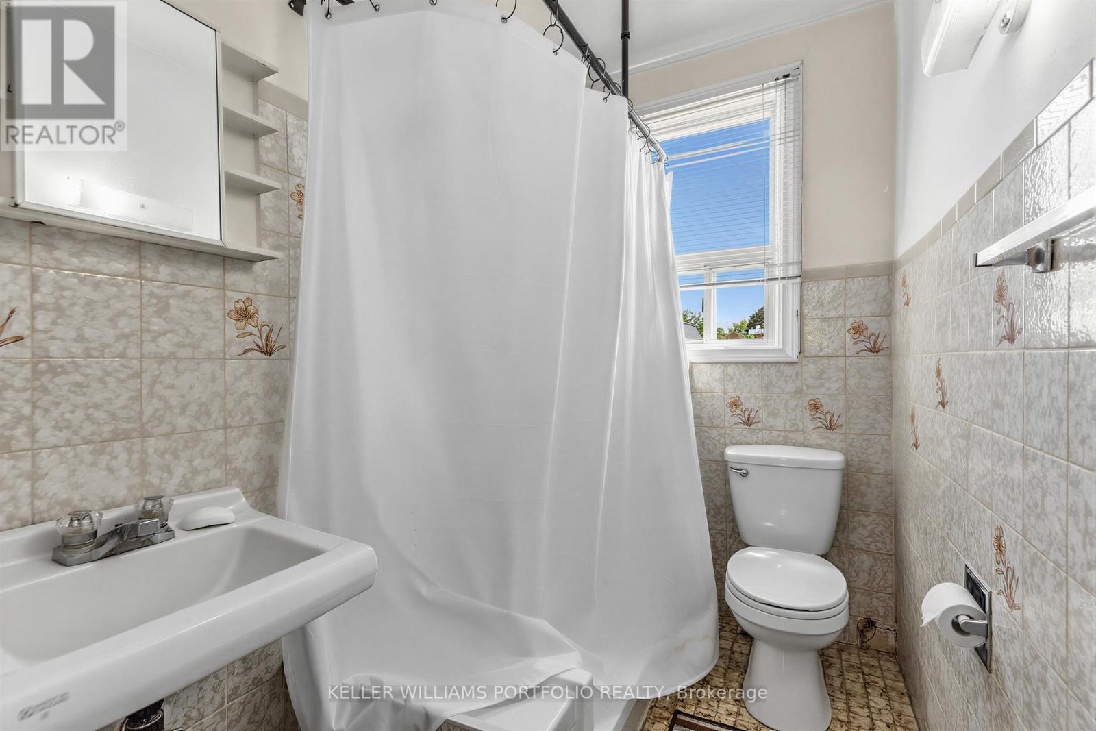 207 Symington Avenue, Toronto (dovercourt-wallace Emerson-junction), Ontario
