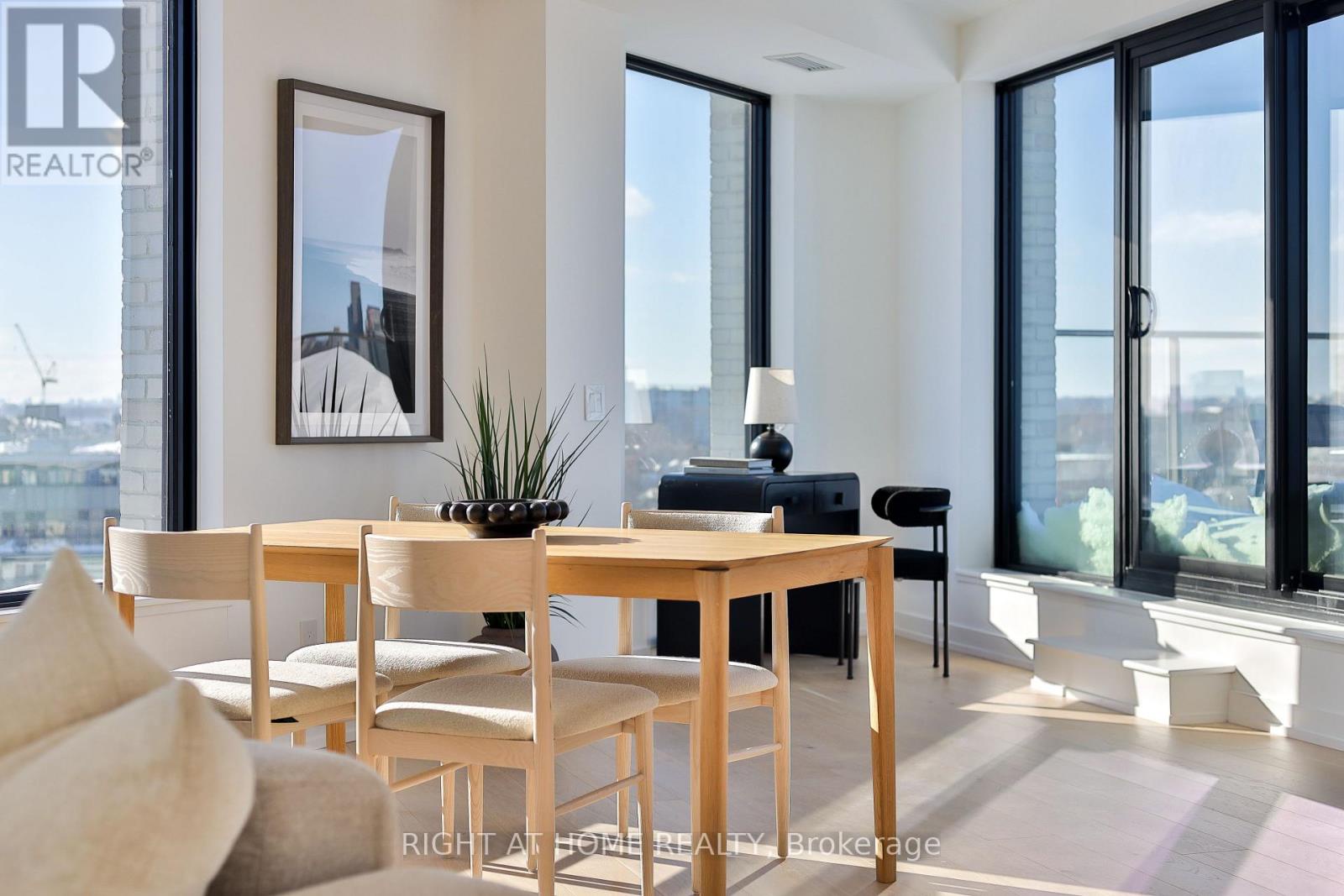 905 - 200 Sudbury Street, Toronto (little Portugal), Ontario