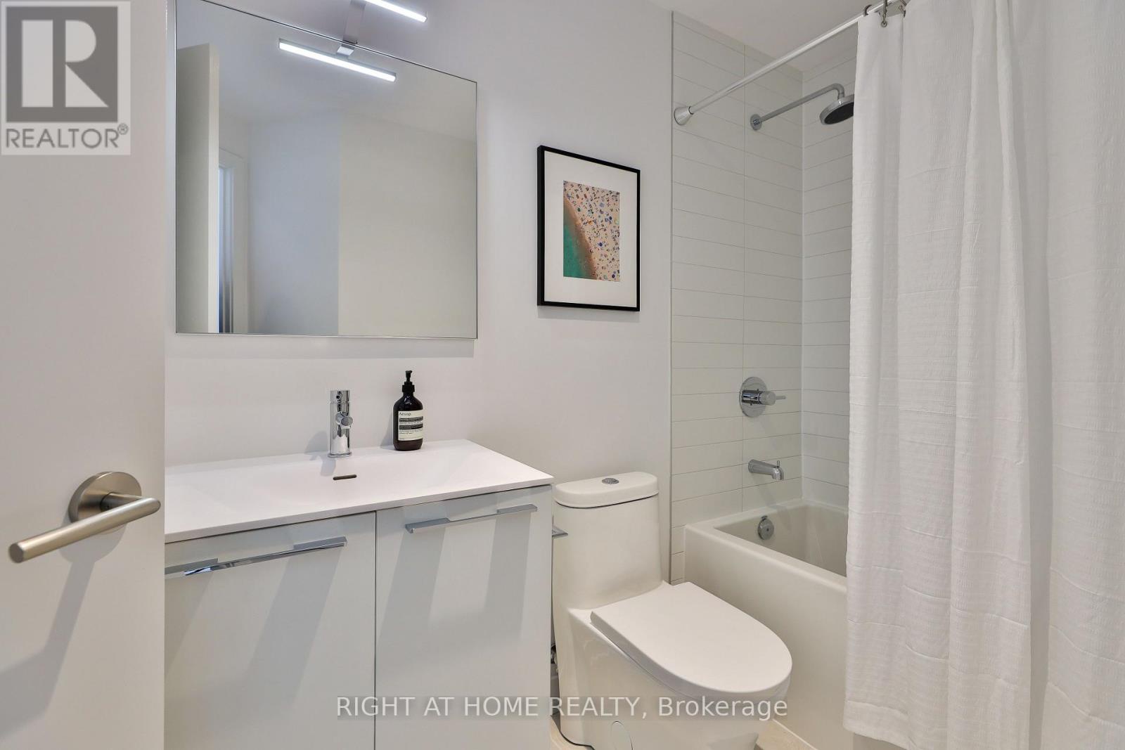 905 - 200 Sudbury Street, Toronto (little Portugal), Ontario