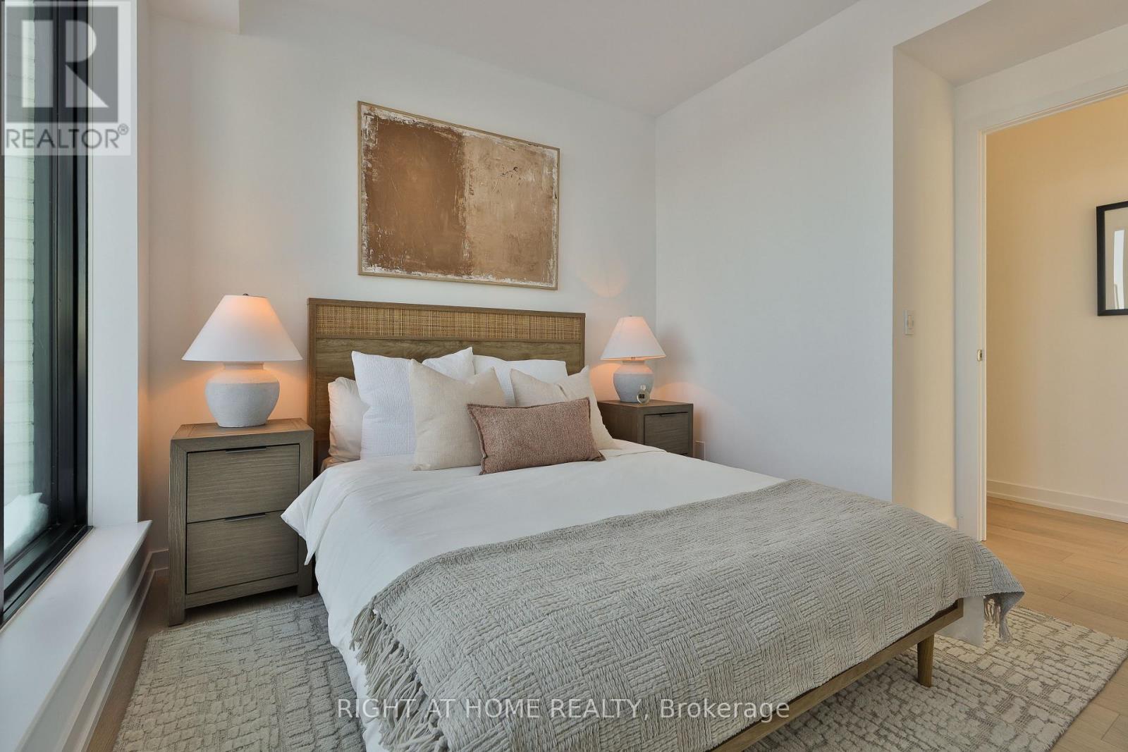 905 - 200 Sudbury Street, Toronto (little Portugal), Ontario