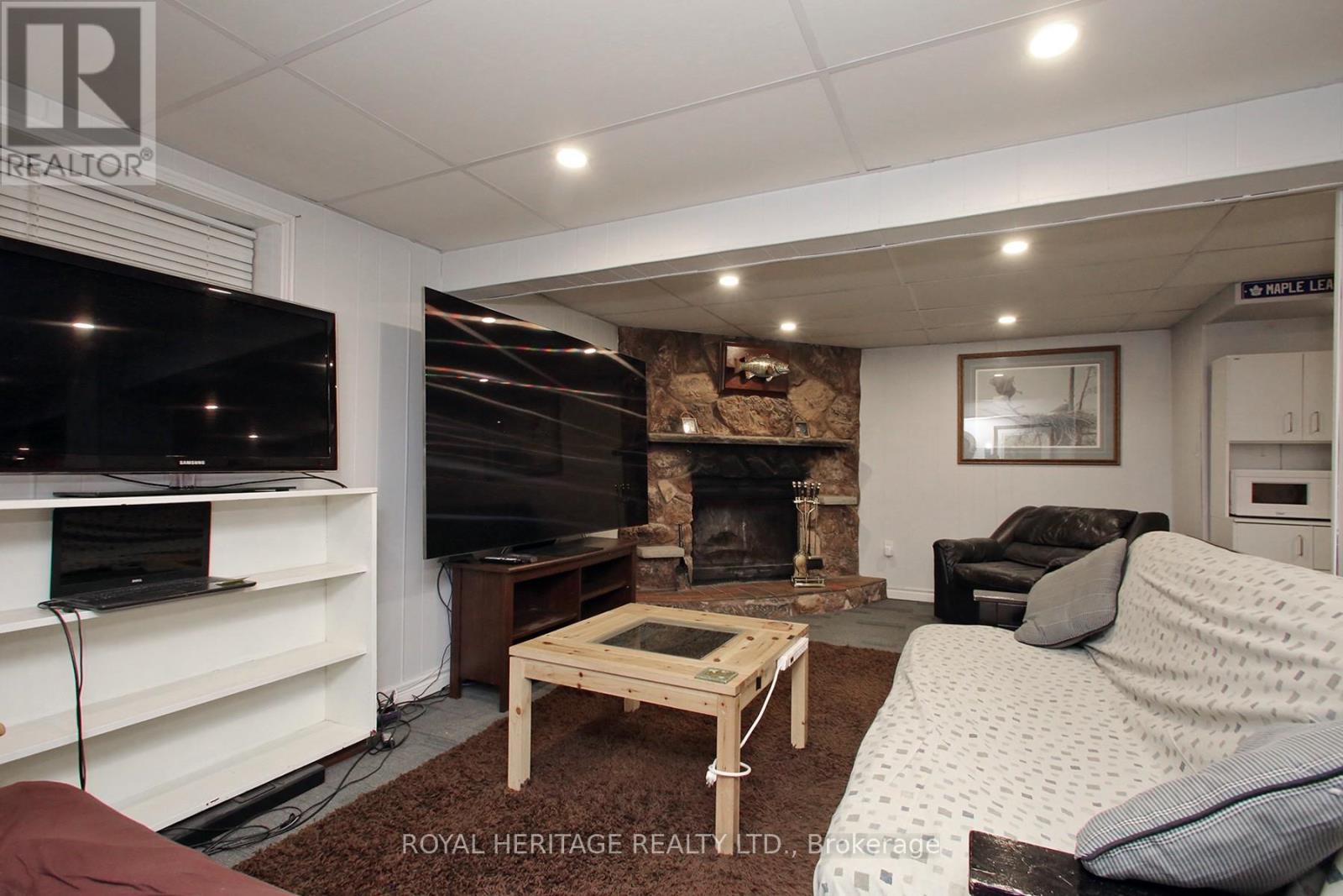 27 Medway Crescent, Toronto (bendale), Ontario