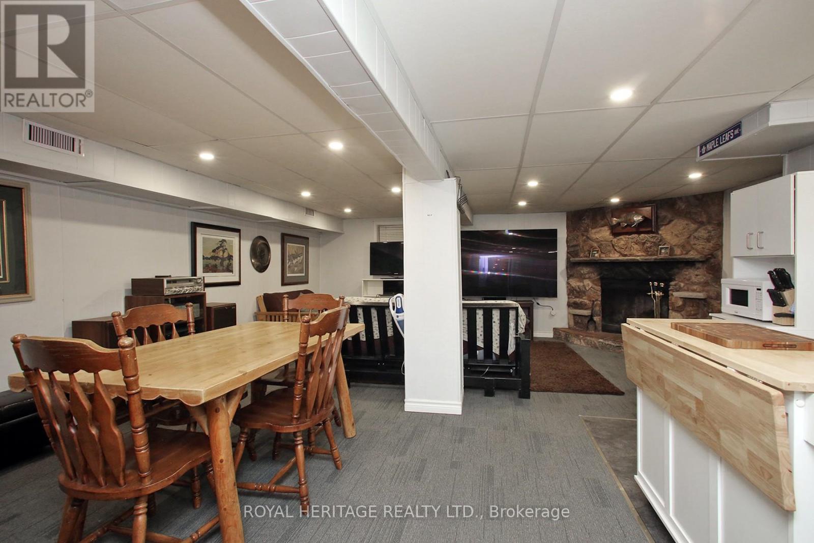 27 Medway Crescent, Toronto (bendale), Ontario