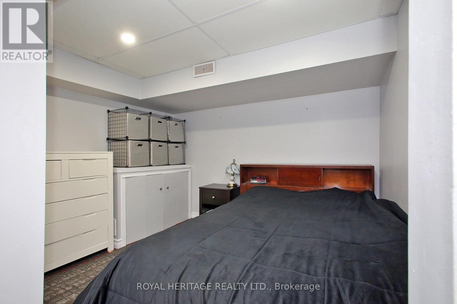 27 Medway Crescent, Toronto (bendale), Ontario