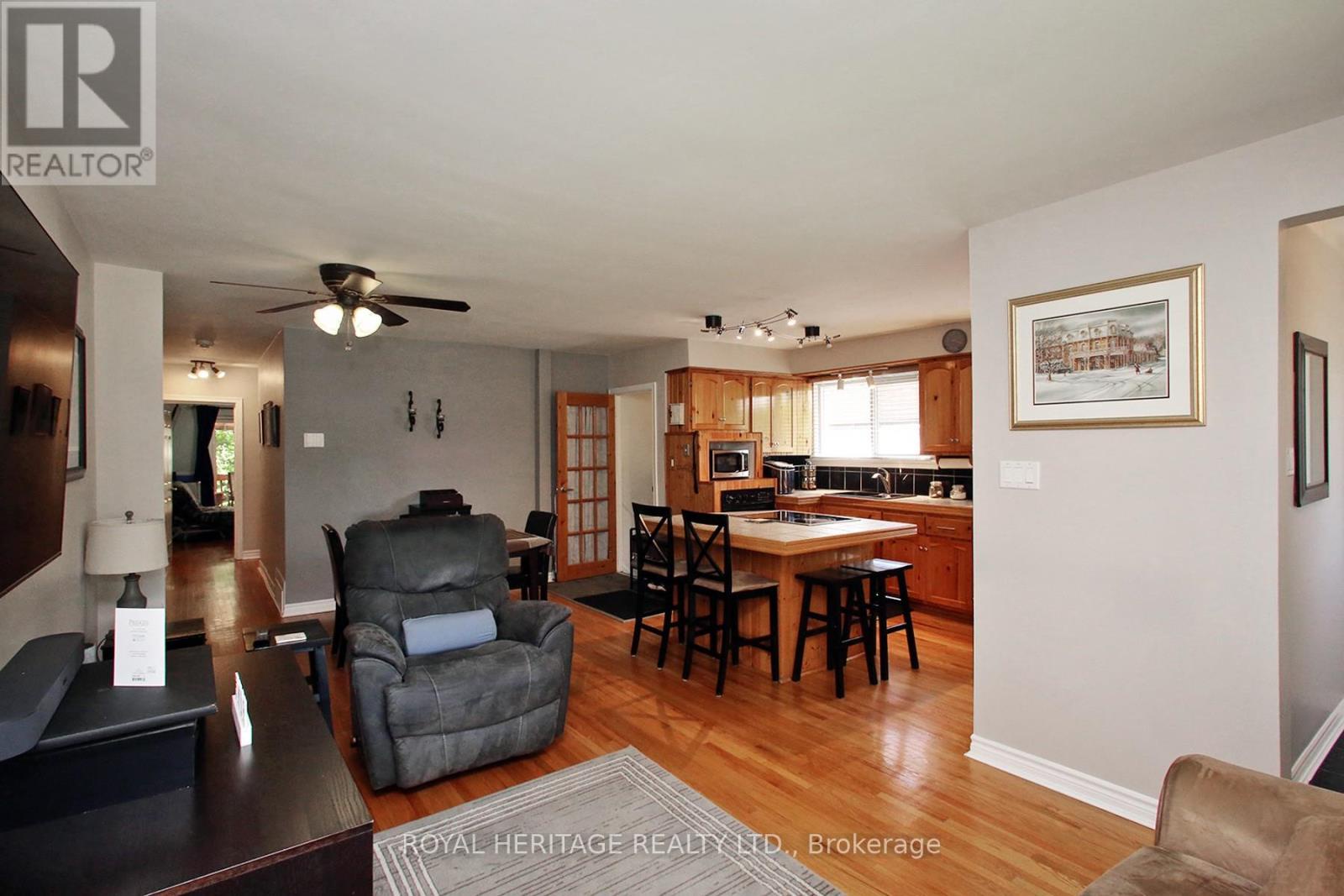 27 Medway Crescent, Toronto (bendale), Ontario