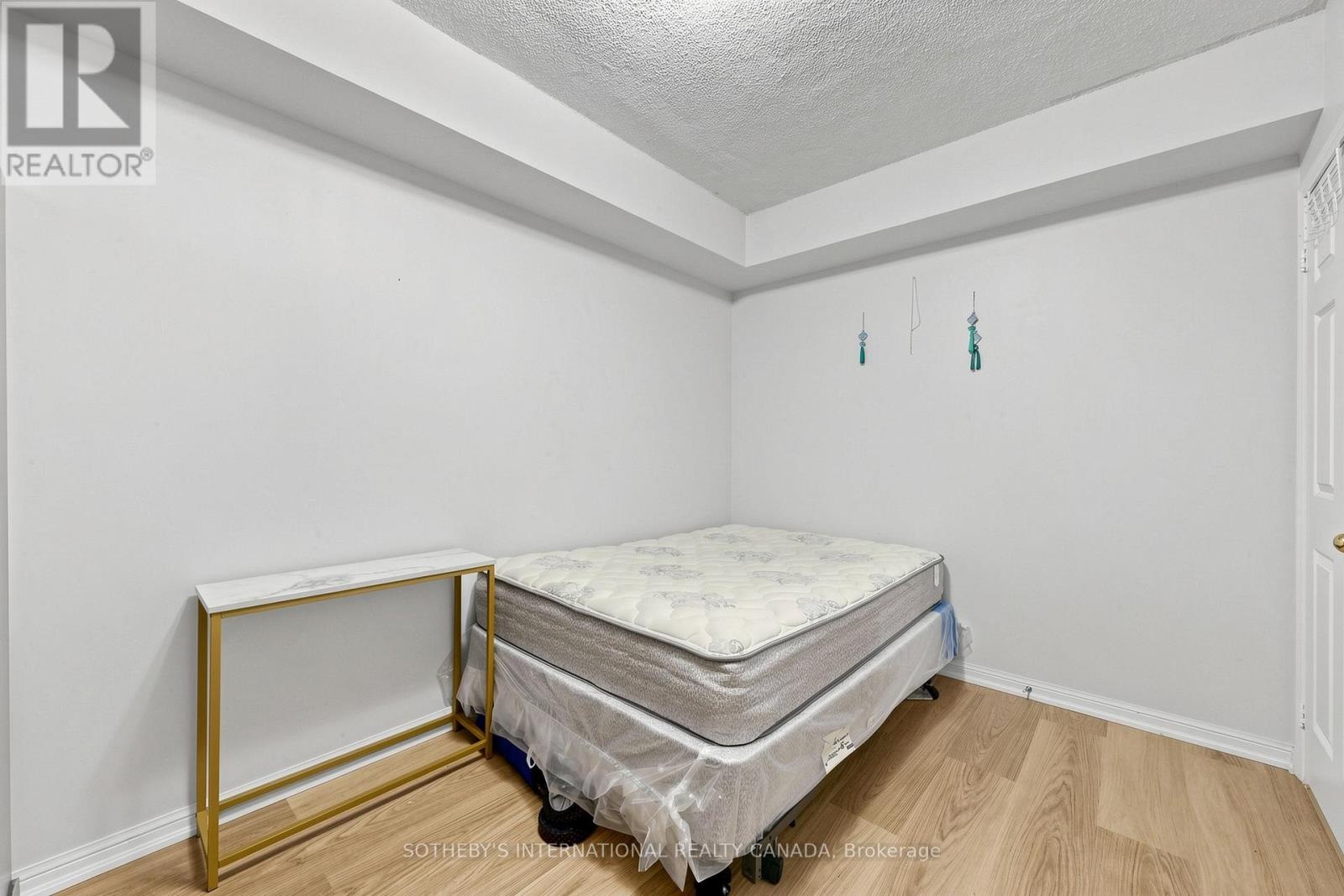 2012 - 3035 Finch Avenue W, Toronto (humbermede), Ontario