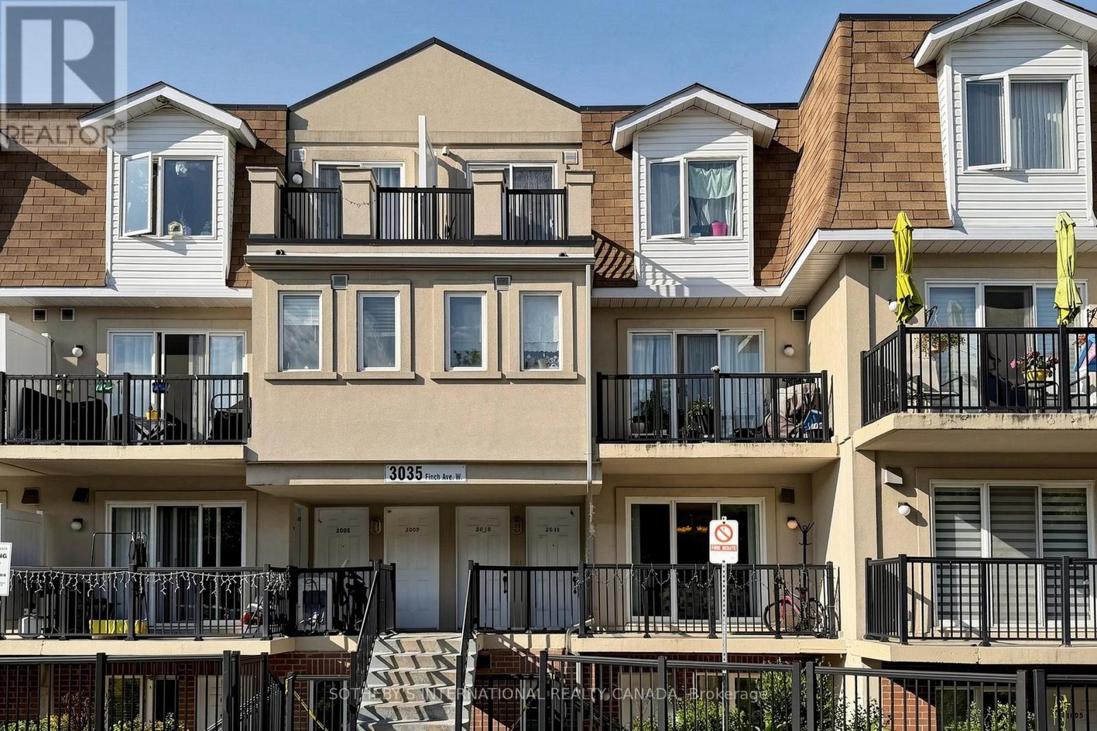 2012 - 3035 Finch Avenue W, Toronto (humbermede), Ontario